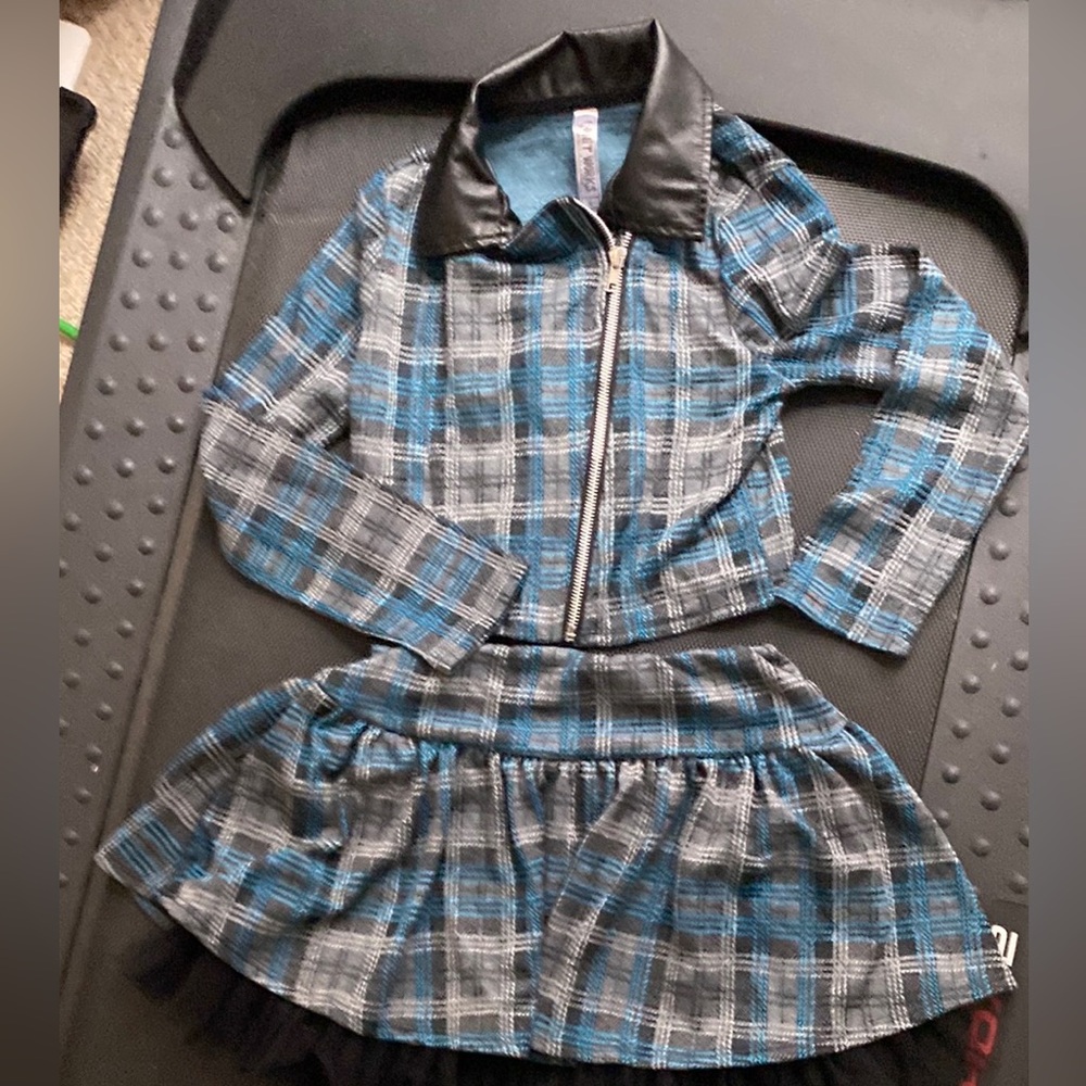 Knit works kids business suit/skirt sz m